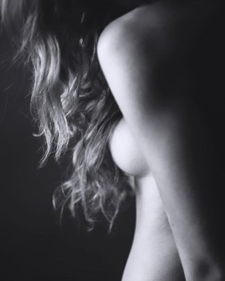 Ксения Отинова