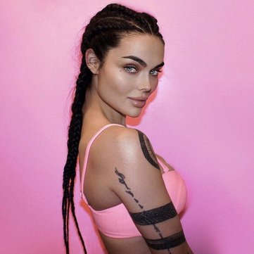 Камила Смогулецка