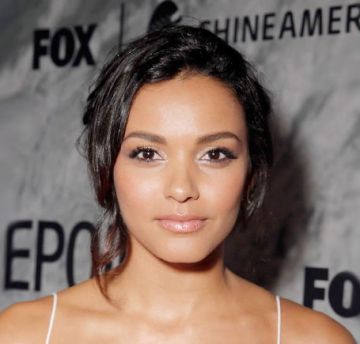 Джессика Лукас