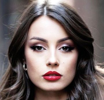 Анна Запала