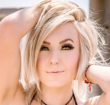 Джессика Нигри