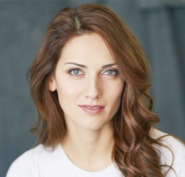 Анна Носатова