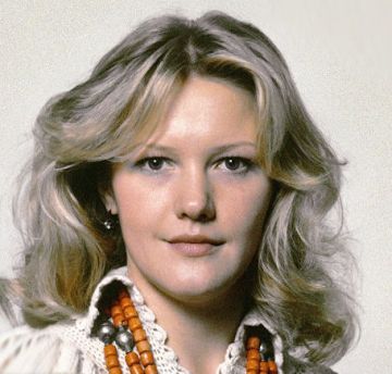 Елена Проклова