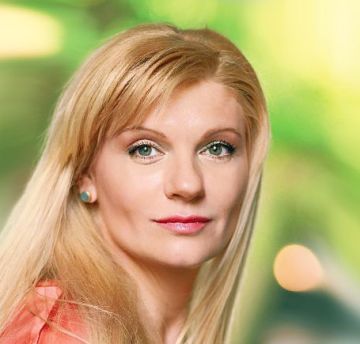 Анна Ардова