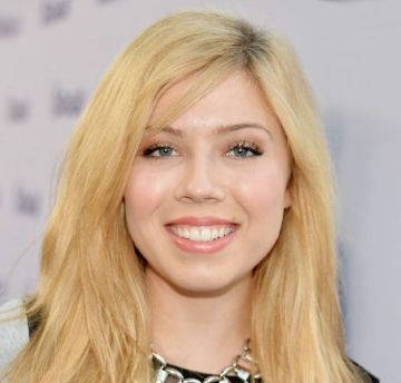 Дженнет Маккарди